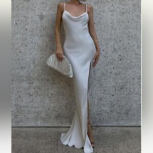 Meshki Jade Cowl Neck Backless Maxi Dress - Green *NWT*